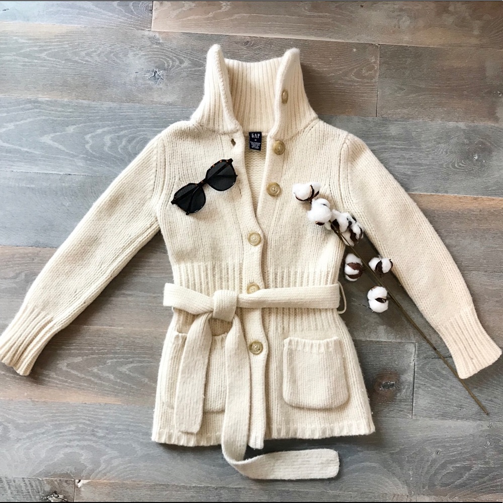 Wool and angora sweater jacket in cream